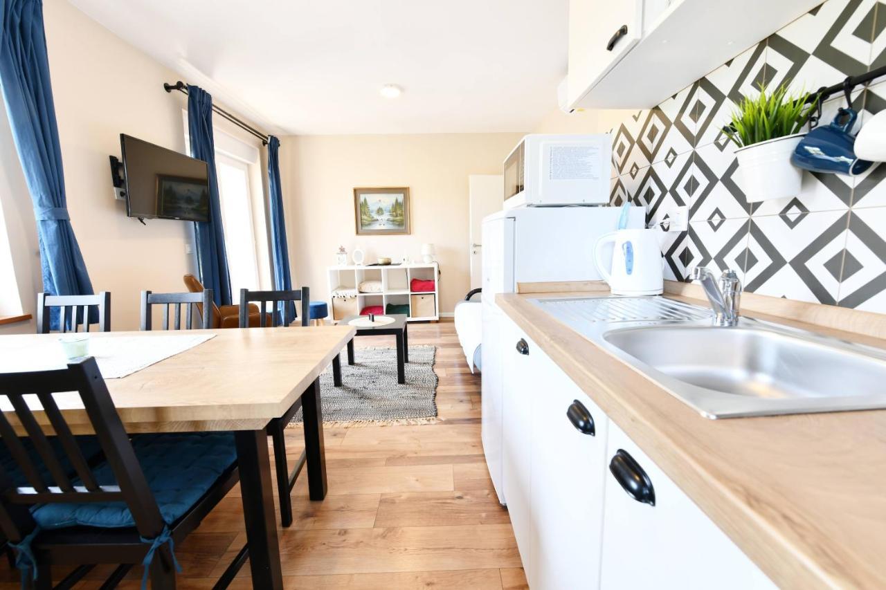 Apartmani Zagi Rakovica Exterior foto