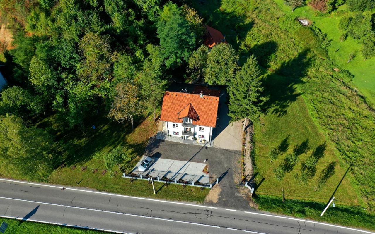Apartmani Zagi Rakovica Exterior foto